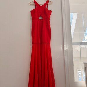 BCBGMAXAZRIA Ria Gown